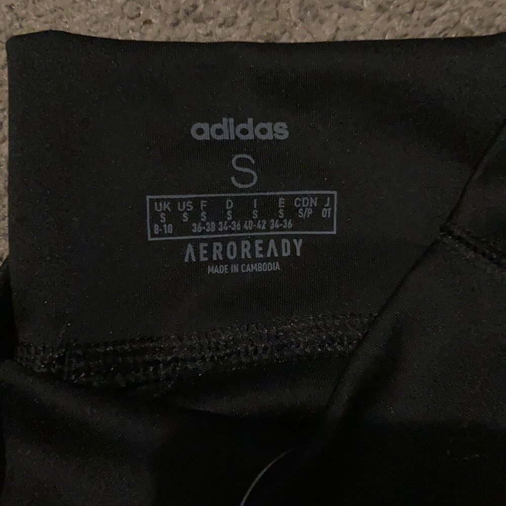 Adidas - Picture 3 of 3